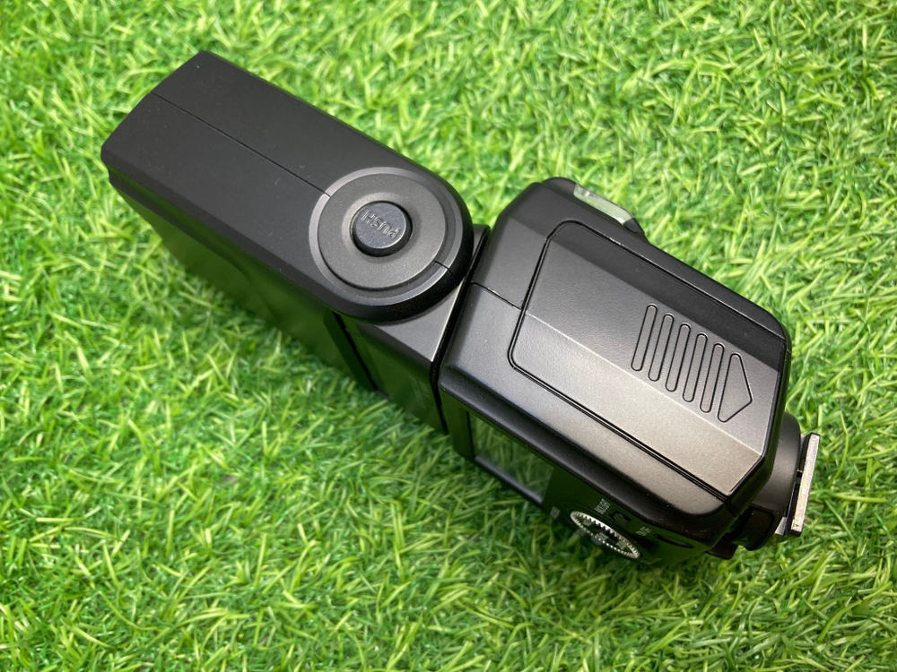 Olympus FL-600R