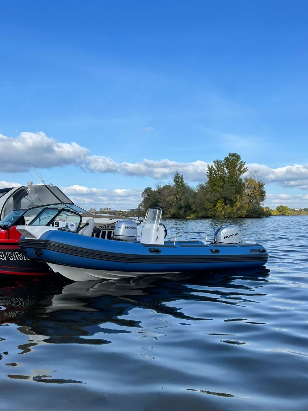 RIB Навигатор 520R GT (Консоль, Рундук, Носовая площадка)