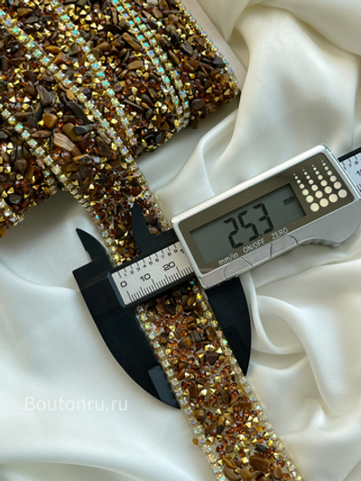 Тесьма термоклеевая коричневая со стразами и камнями