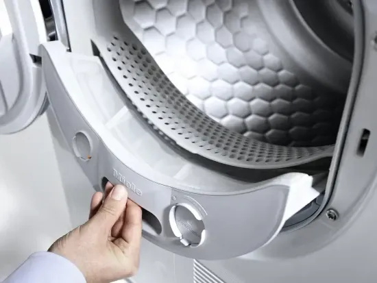 Сушильная машина Miele TCR790WP Chrome Edition, белый лотос