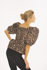 Leopard brown top