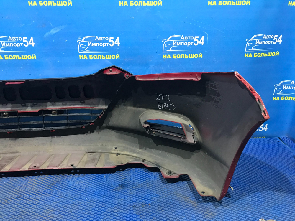 Бампер передний Honda INSIGHT 2009-2011