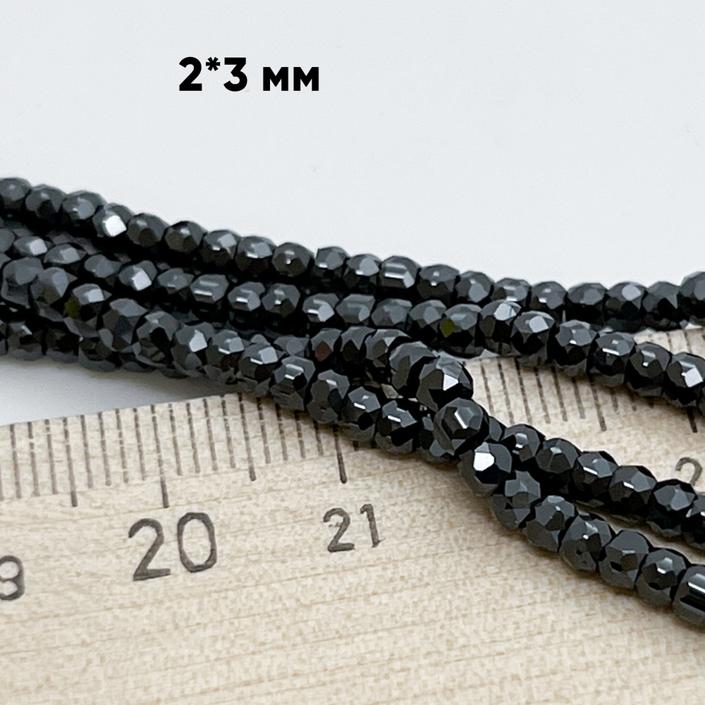 Фианит, рондель с огранкой, цвет черный, размер около 3,1*2,3 мм, цена за нить 38 см (около 165 шт)
