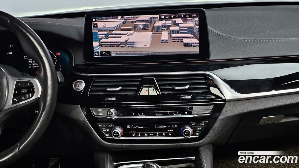 BMW 5 Series (G30) 523d M Sports (11.2020)
