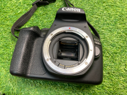 Canon 2000D Kit 18-55mm IS II 23.000 кадров