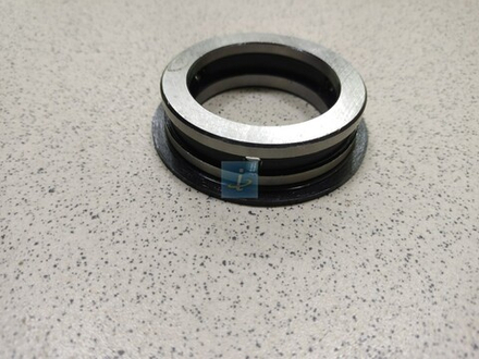 Втулка первичного вала 2381.1701026