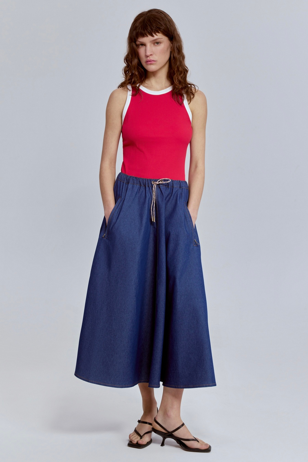 Топ из хлопковой рибаны с контрастной отделкой