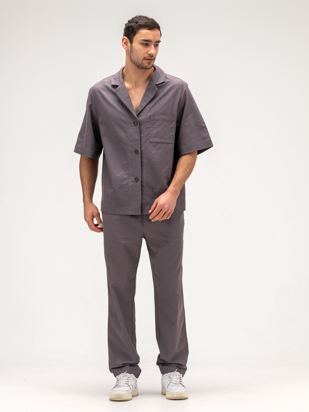 Костюм мужской льняной. Рубашка с брюками. Графит
