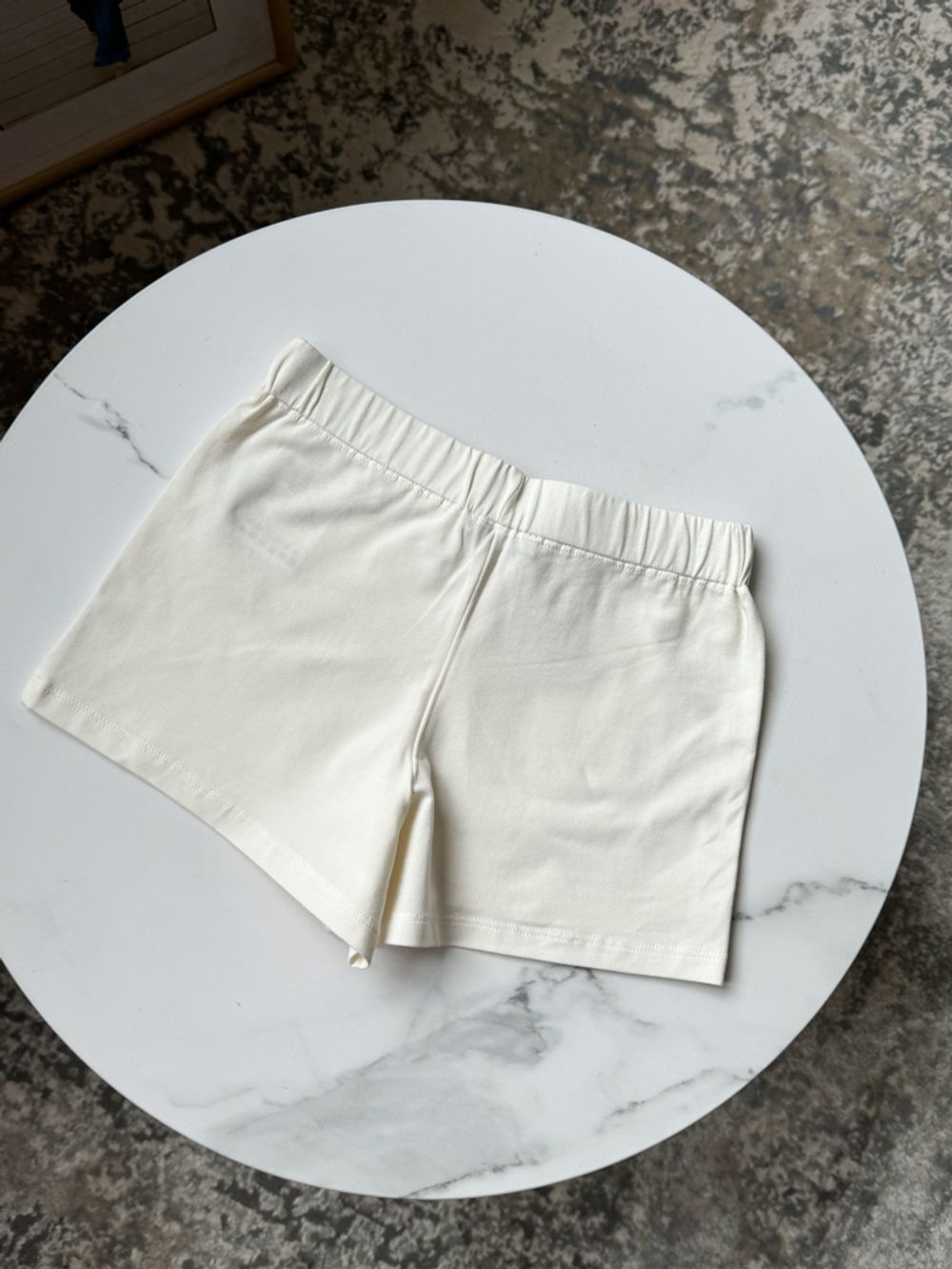 Новые хлопковые шорты Moncler, 116