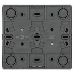 Розетка ЭРА Эксперт 11-2211-03 четверная с заземлением 4х2P+E Schuko со шторками IP20 16A-250В ОУ алюминий