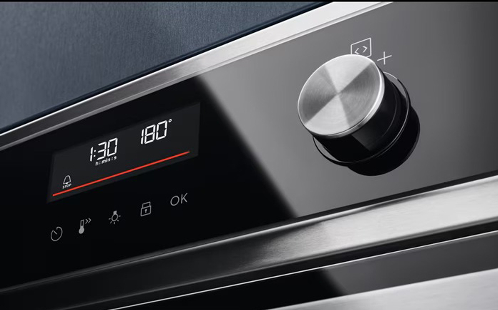 Встраиваемый электрический духовой шкаф Electrolux EOD6P66WX