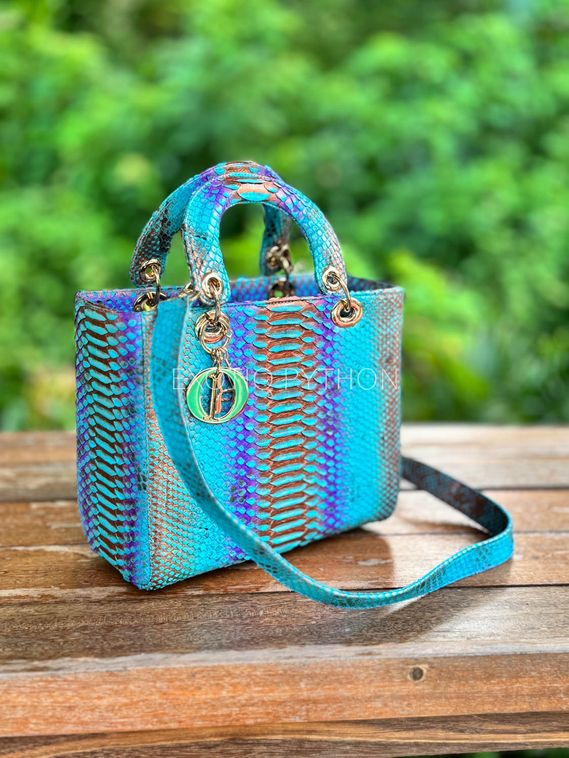 Сумка из питона в стиле Dior BG-510