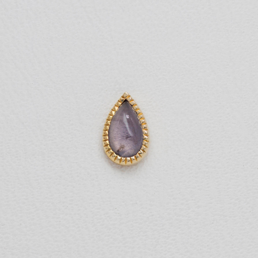 Grisant teardrop tops with natural stone