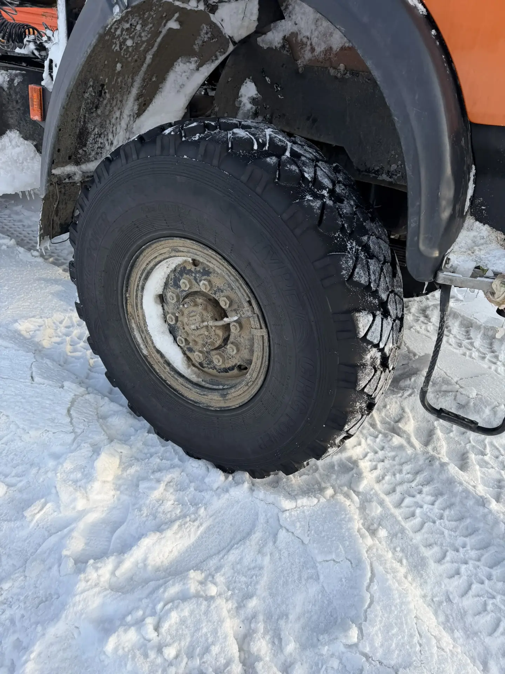 КамАЗ 44108 6x6 Седельный тягач 44108-10 (Дизельный, 10,9 л, 245 л.с., МТ)