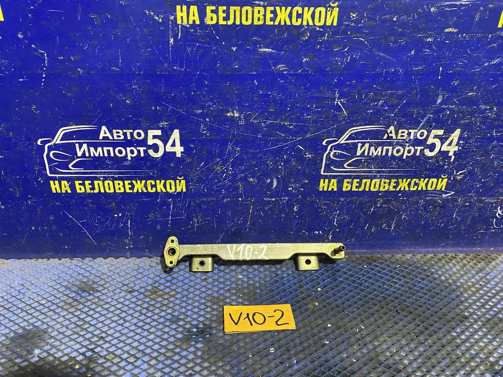Топливная рейка NISSAN TINO 2001