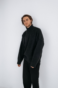 СВИТЕР SWEATER