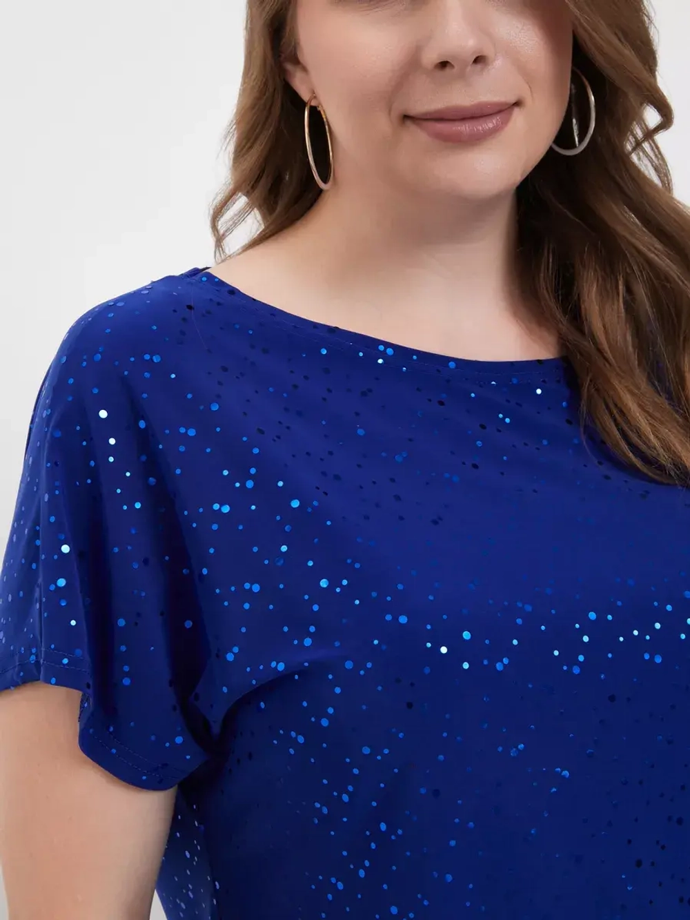 Блузка с пайетками короткий рукав