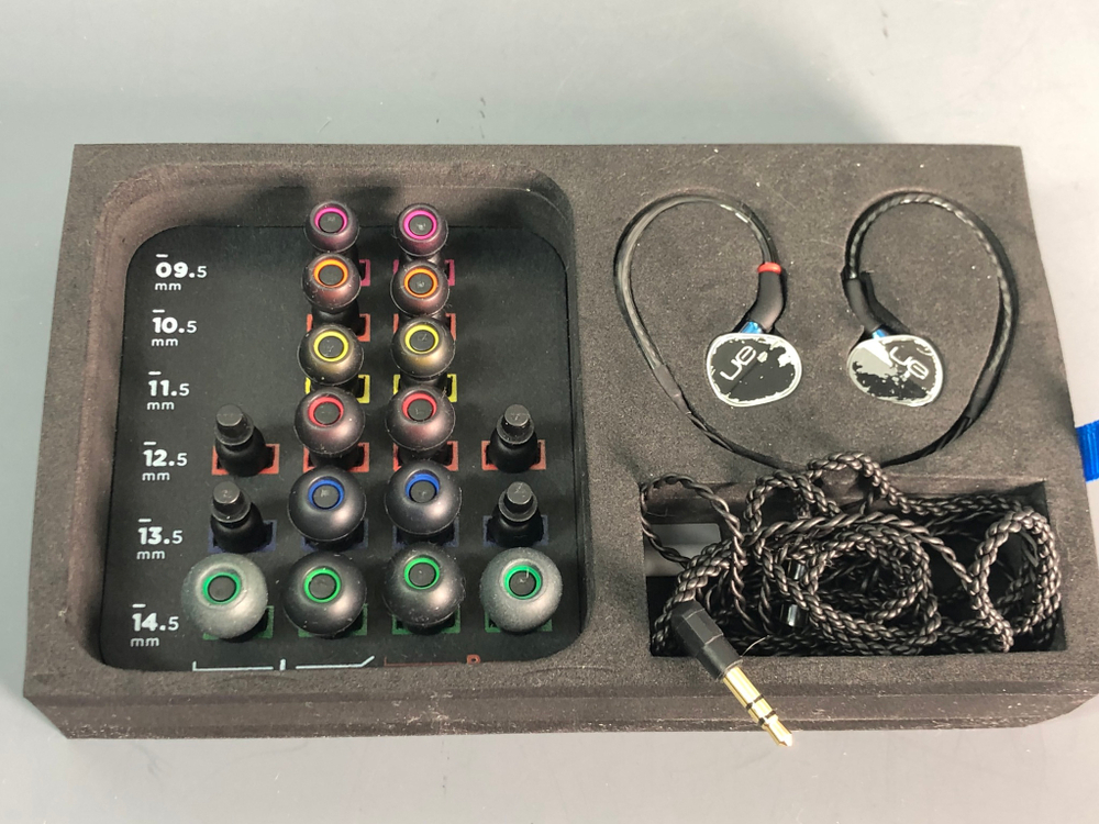 Наушники Logitech UE 900S