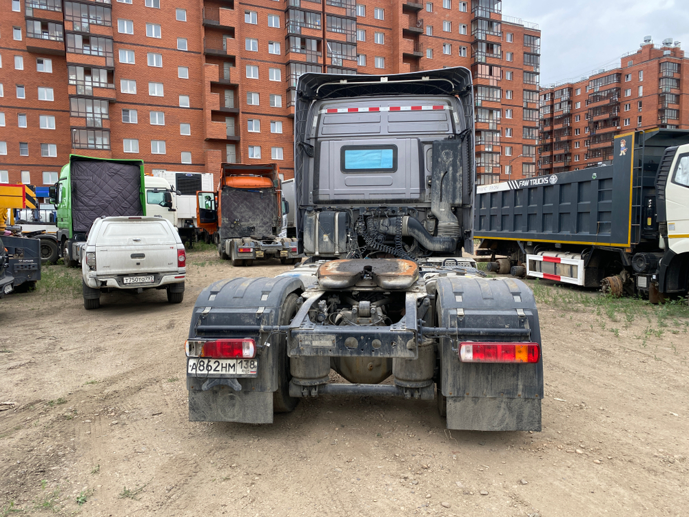 Foton AUMAN 4x2 Седельный тягач BJ4189Y6ADL-01 (Дизельный, 11.8 л, 470 л.с. АТ)
