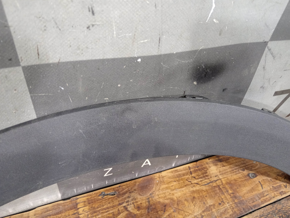 Накладка расширитель крыла заднего правого Chery Tiggo 7 Pro 20-нв Б/У Оригинал 609000501AA