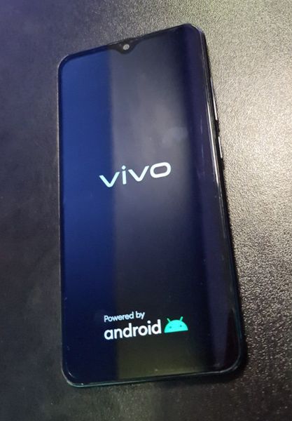 Замена дисплейного модуля на смартфоне Vivo Y91c