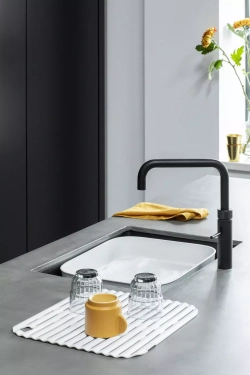 Brabantia - Мойочный контейнер Sink Side с крылом для сушки, светло-серый / артикул   302688  / GTIN 8710755302688