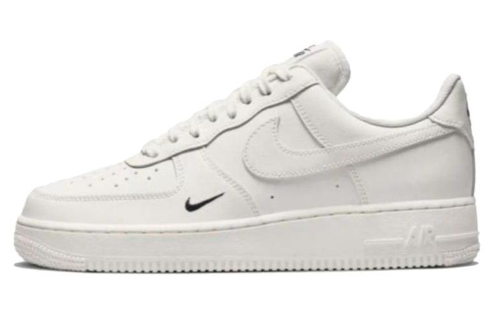 Кроссовки Nike Air Force 1 '07 Ess Trk3 (Женская размерная сетка)