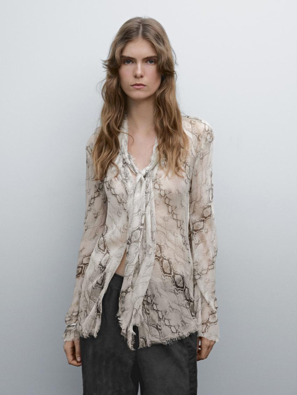 Massimo Dutti Рубашка из струящейся ткани с анималистическим принтом, цвет слоновой кости