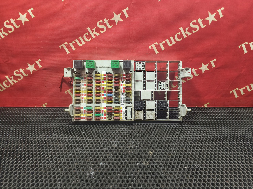 Блок предохранителей