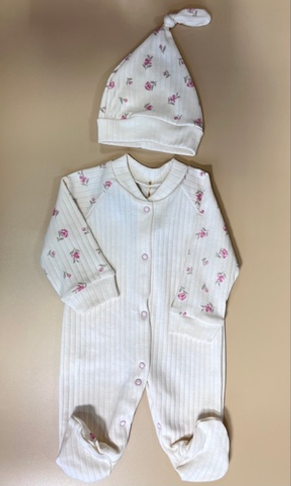 Комбез кремовый с шапочкой на кнопках