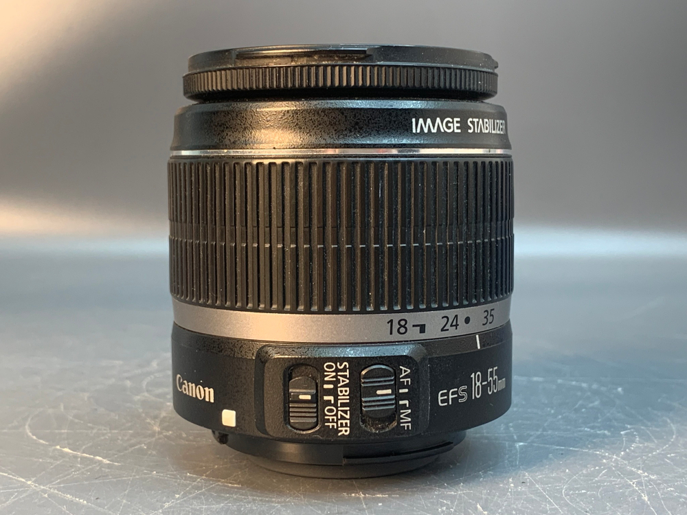 Canon 550D Kit 18-55 12419 кадров без зарядного устройства, не работает автофокус