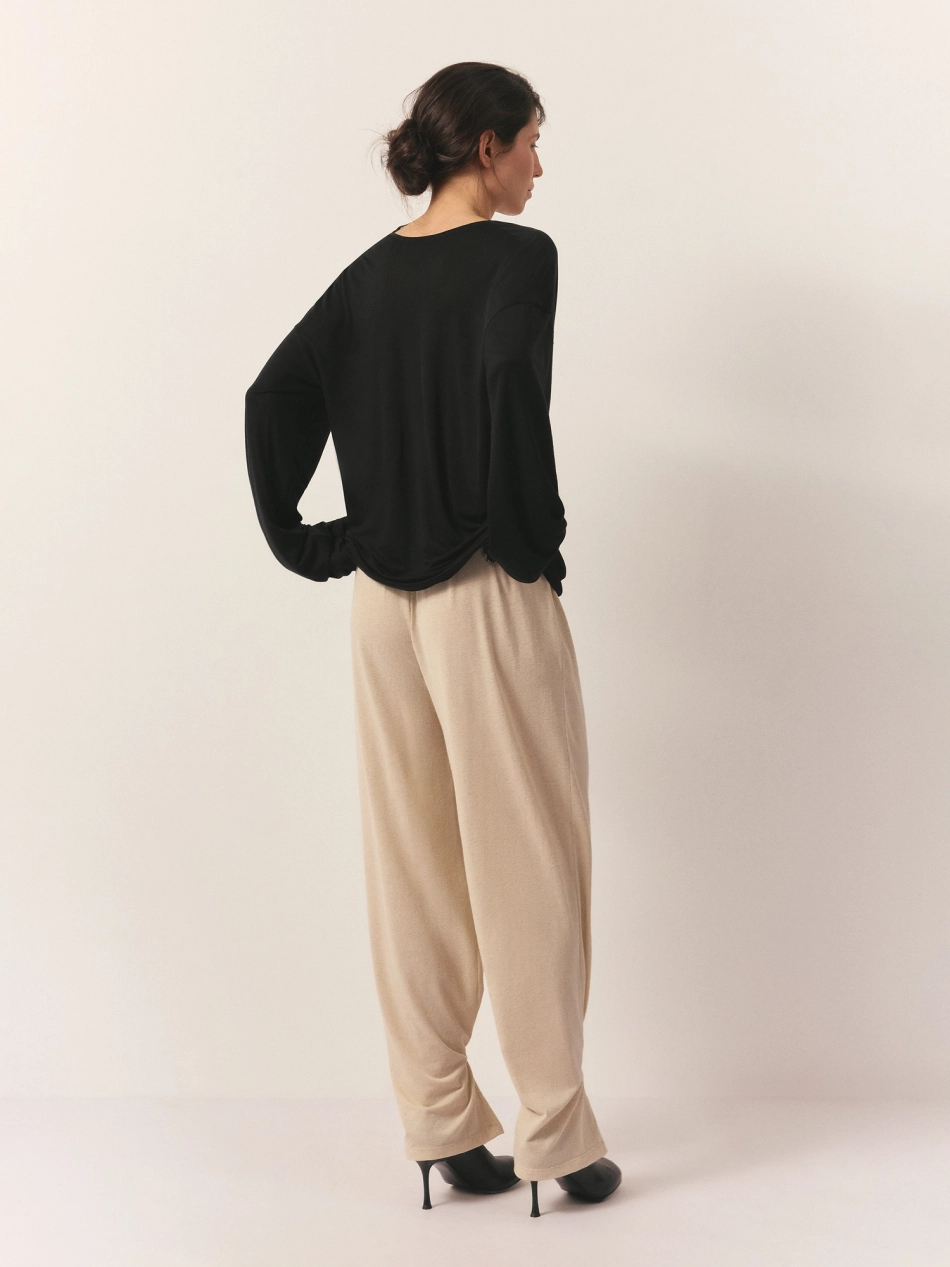 Лонгслив с кружевом