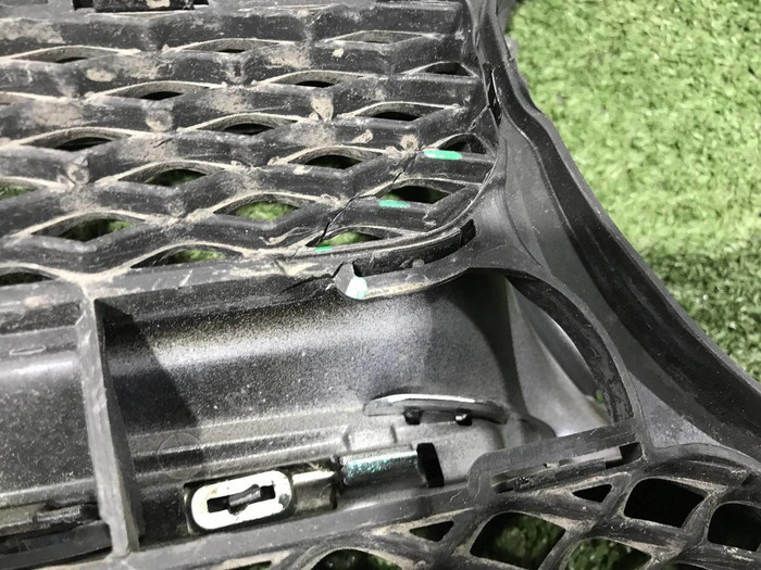 Решетка радиатора Mercedes E W213 (2016-2021)