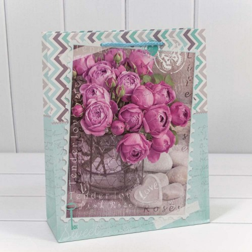 Пакет подарочный 26х32х10см "Цветы" матовый (Микс)