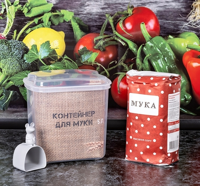 Контейнер для муки прозрачный 5 л с мерной ложкой 180 мл М1183