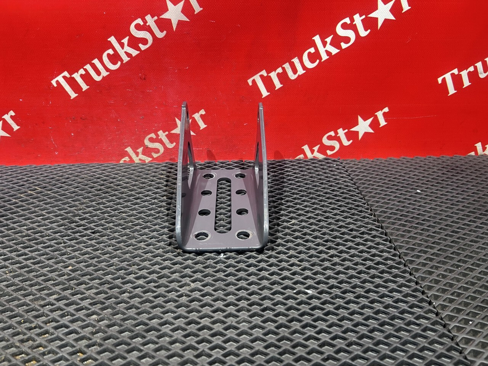 Кронштейн амортизатора заднего 2021 г