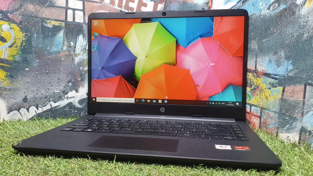 Ноутбук HP AMD Athlon/8Gb/FHD
