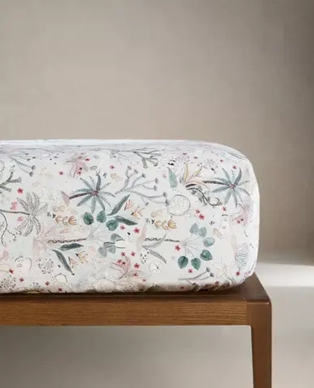 ZARA HOME ДЕТСКАЯ ПРОСТЫНЯ НА РЕЗИНКЕ С ПРИНТОМ, РАЗНОЦВЕТНЫЙ