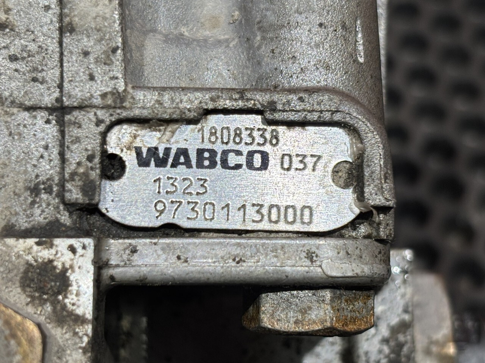 Клапан ускорительный