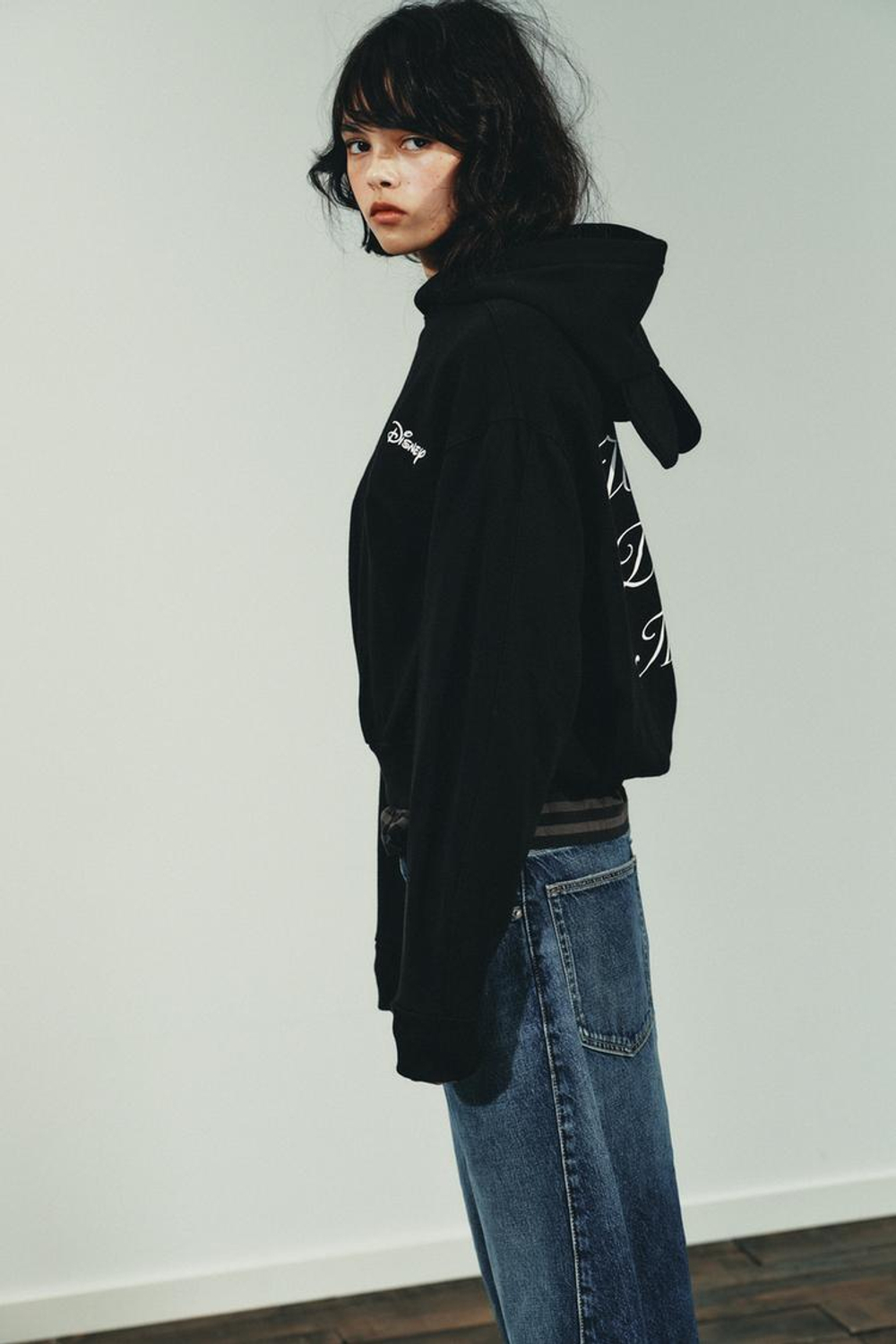 ZARA ТОЛСТОВКА С ТЕКСТОМ ©DISNEY, ЧЕРНЫЙ