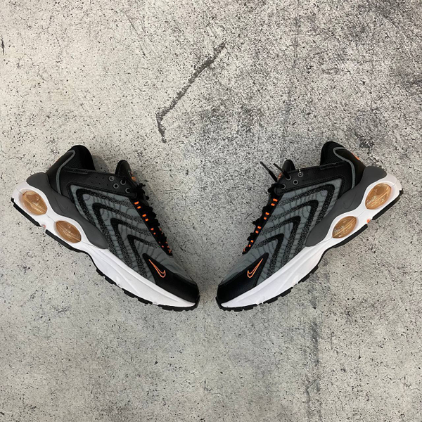 Кроссовки Nike Air Max TW Next Nature black total orange