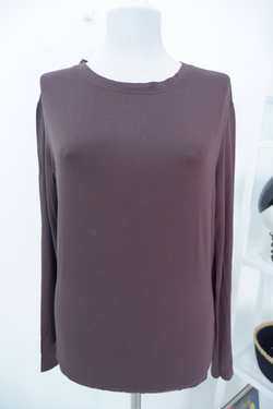 Футболка Vassa&Co лаконичная 44/46 размер