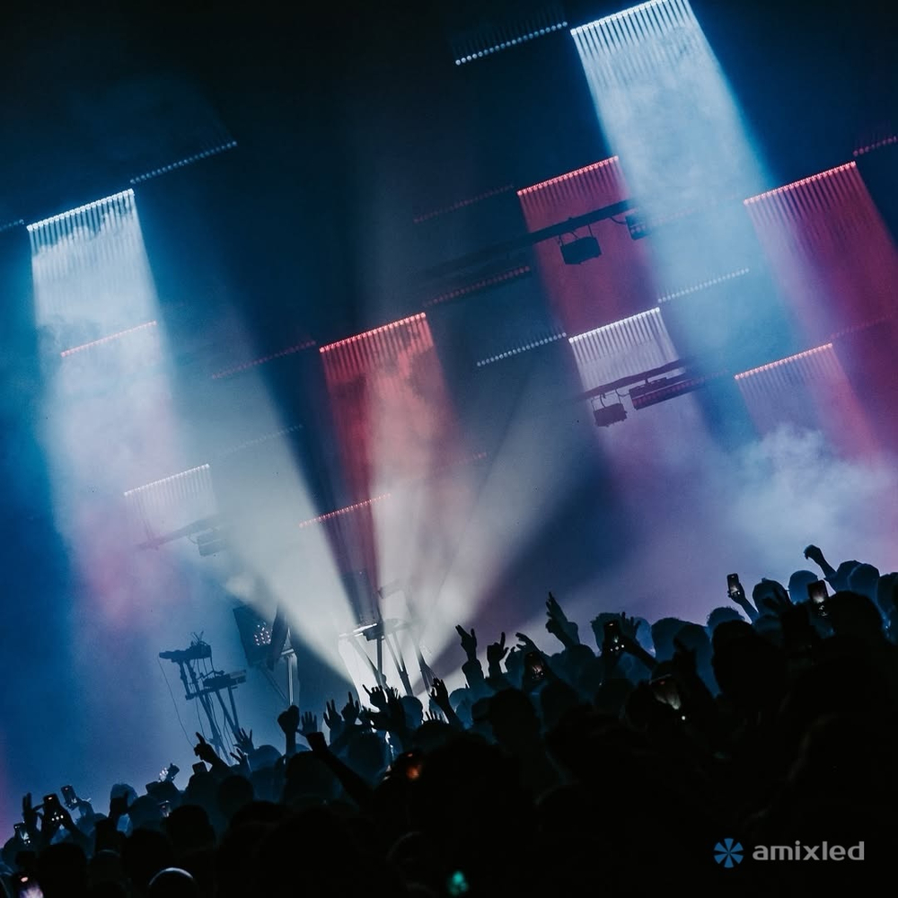 Световой прибор Amixled MOVE BAR 12x40