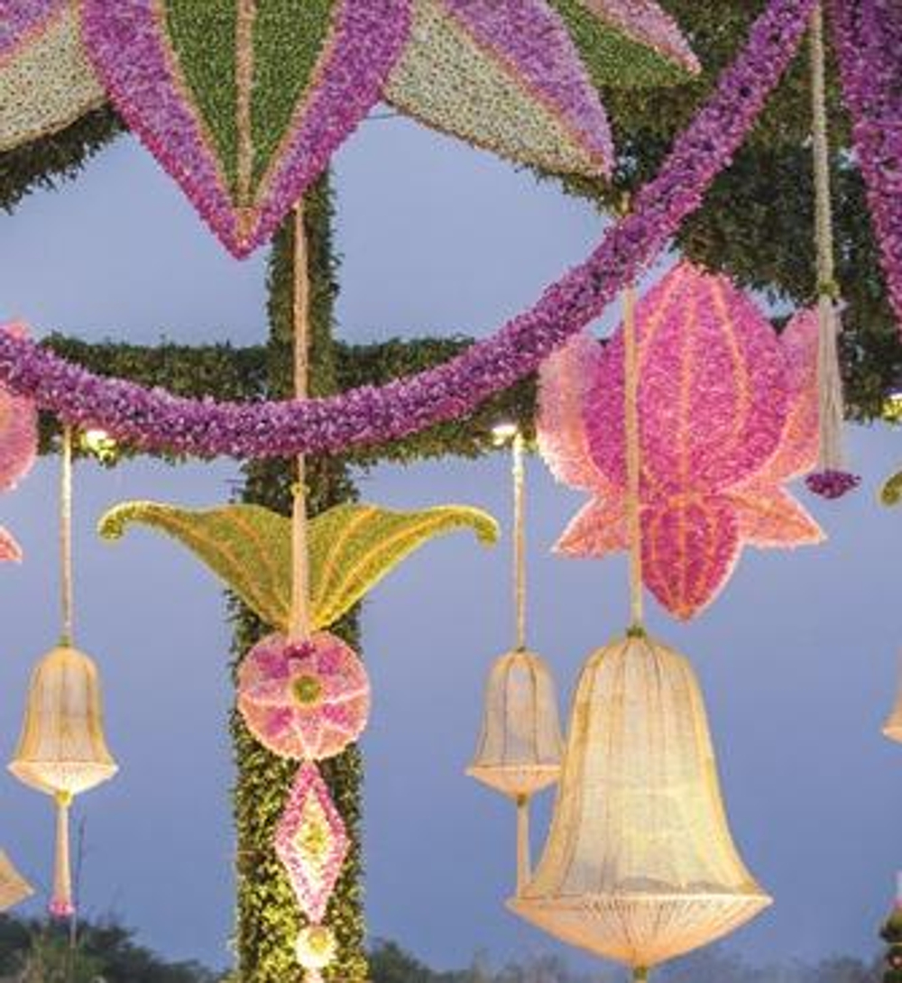 Grand Celebrations. Sakul Intakul. Extraordinary floral designs for weddings and events