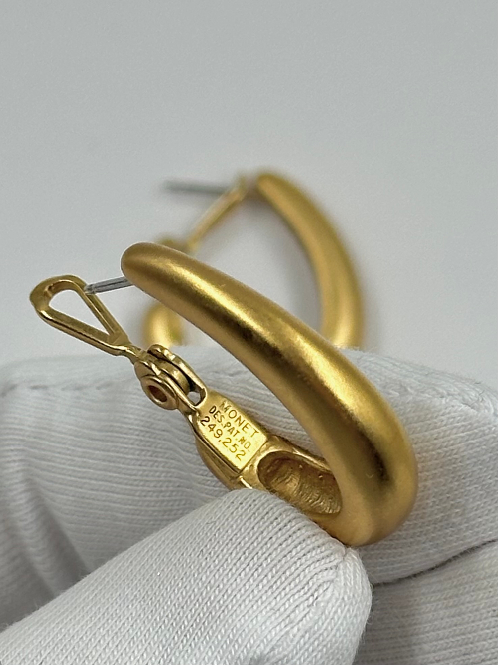 Серьги кольца Monet