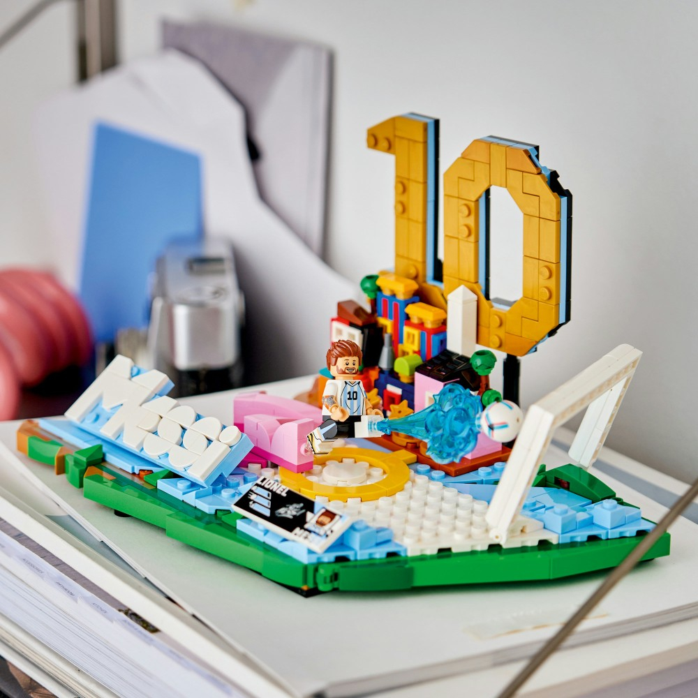 Конструктор LEGO Editions 43011 Лионель Месси Футбольные моменты — фото 11
