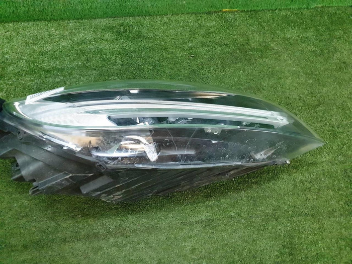 Фара правая Volvo V40 2 (2016-2019) Full LED