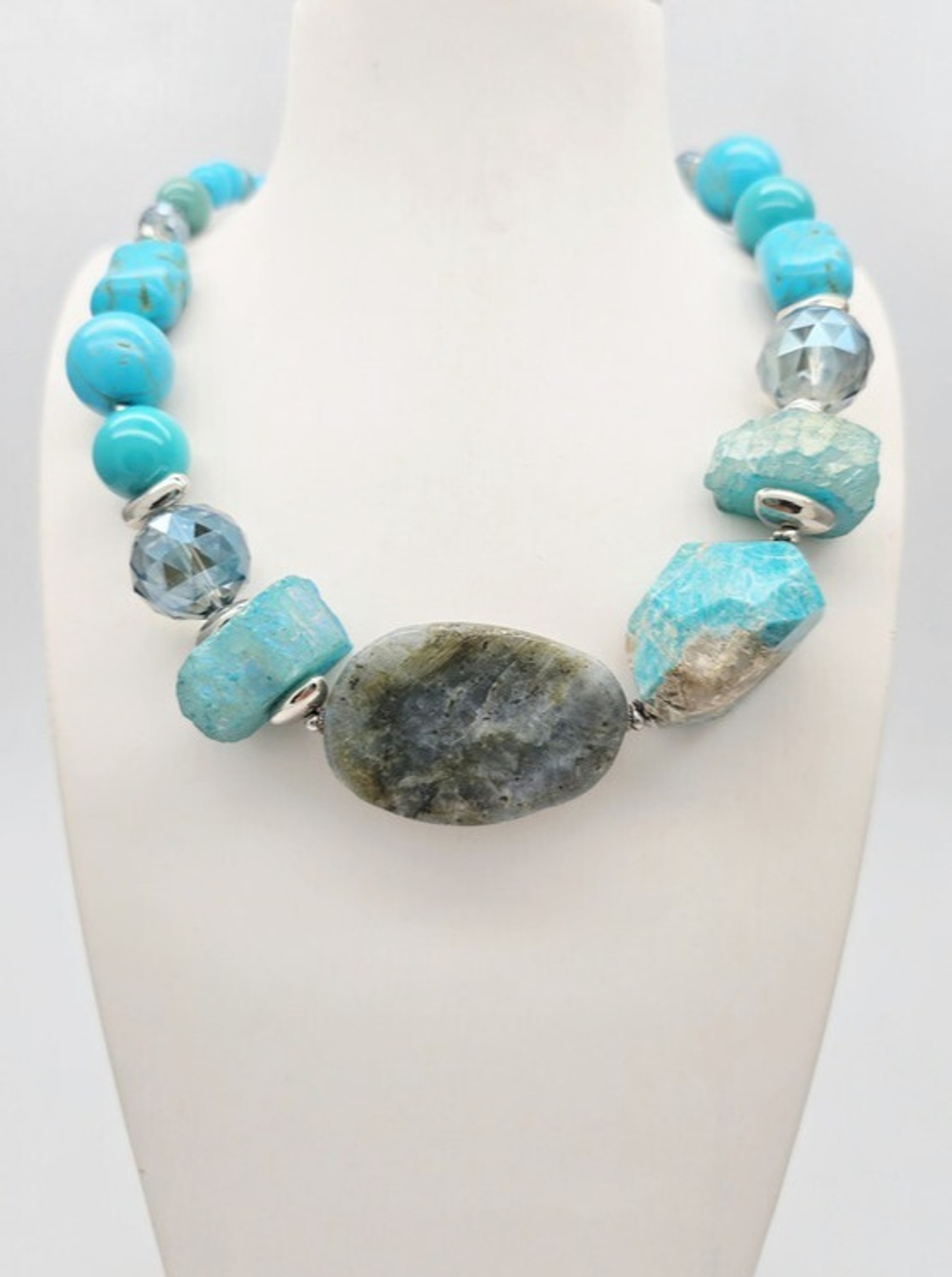 91003680 Колье Роман с камнем