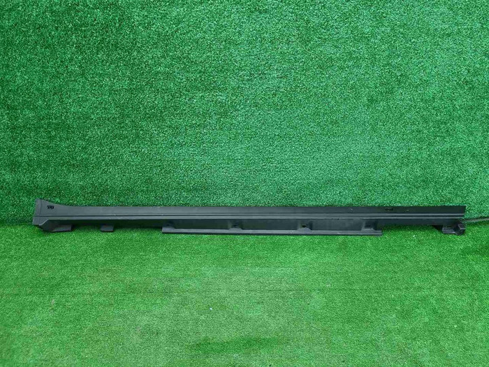 Накладка порога правая Lexus RX 4 (2015-2022)