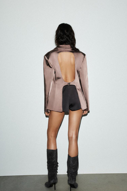 ZARA АТЛАСНЫЙ БЛЕЙЗЕР С ВЫРЕЗАМИ НА СПИНКЕ, ШОКОЛАДНО-КОРИЧНЕВЫЙ